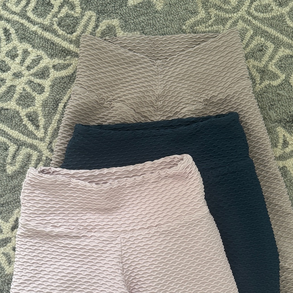 Booty by Brabants Textured Leggings - Pink and Black - Picture 3 of 5